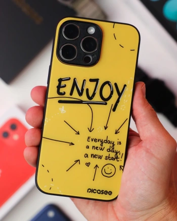 Picasee ULTIMATE CASE pentru Apple iPhone 12 - Enjoy